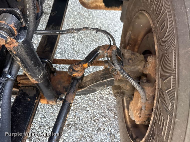 image for item EG5934 2013 Ford F650 Super Duty box truck