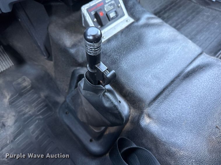 image for item EG5934 2013 Ford F650 Super Duty box truck