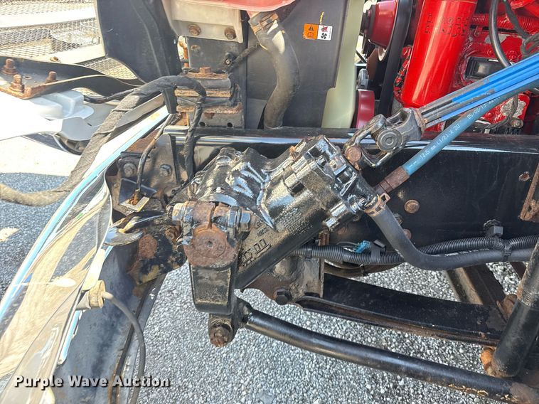 image for item EG5934 2013 Ford F650 Super Duty box truck