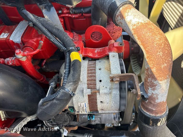 image for item EG5934 2013 Ford F650 Super Duty box truck