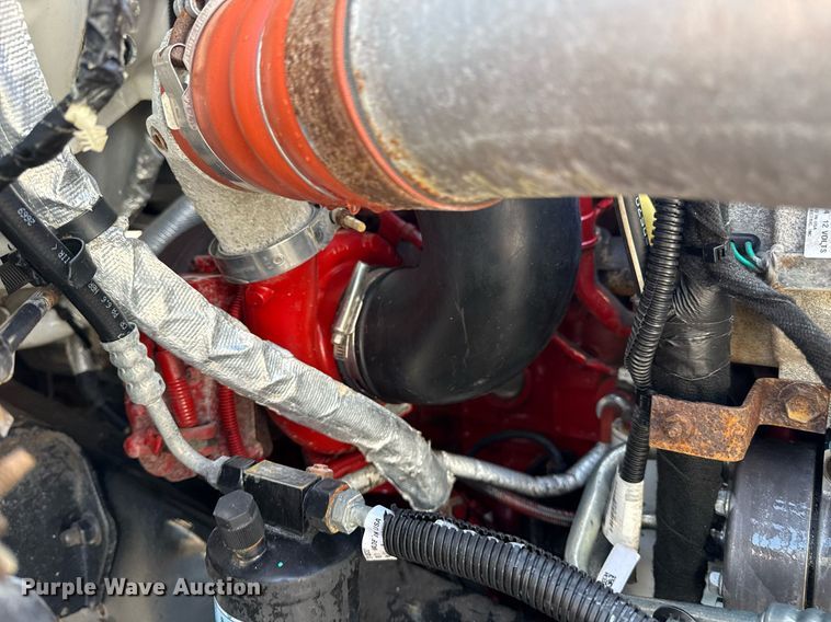 image for item EG5934 2013 Ford F650 Super Duty box truck