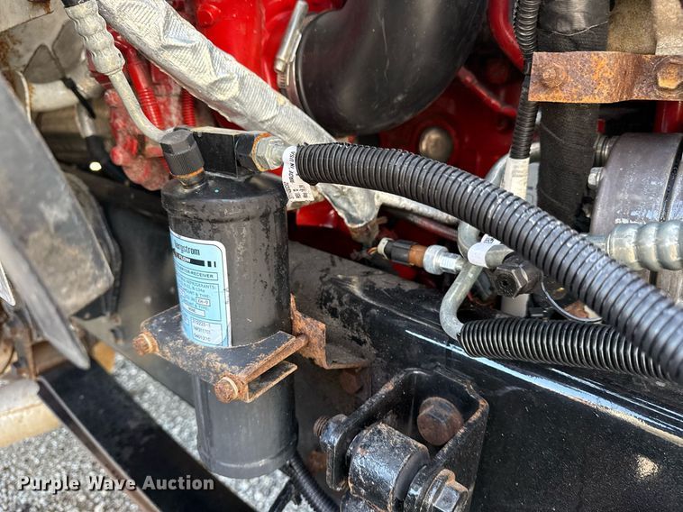 image for item EG5934 2013 Ford F650 Super Duty box truck