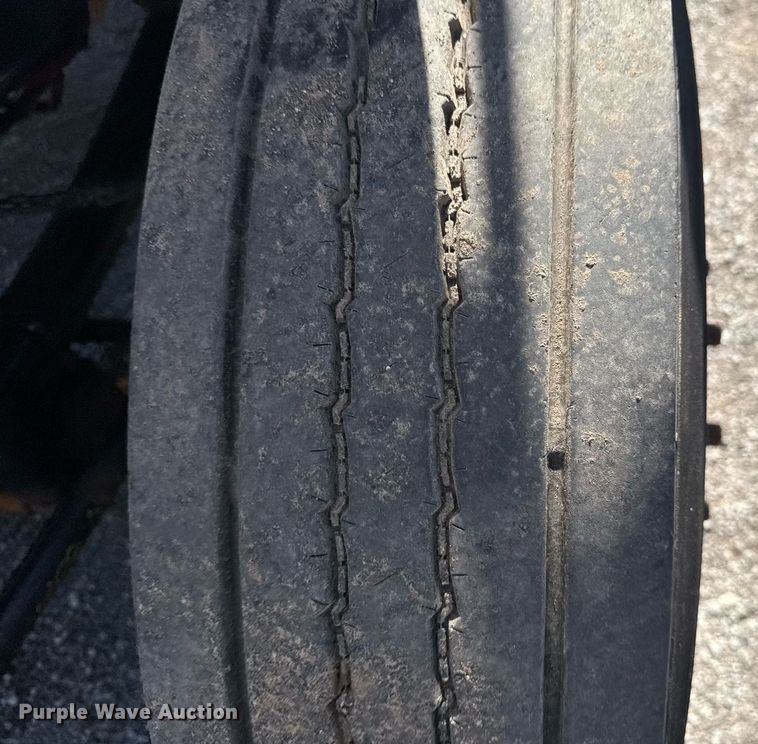 image for item EG5934 2013 Ford F650 Super Duty box truck