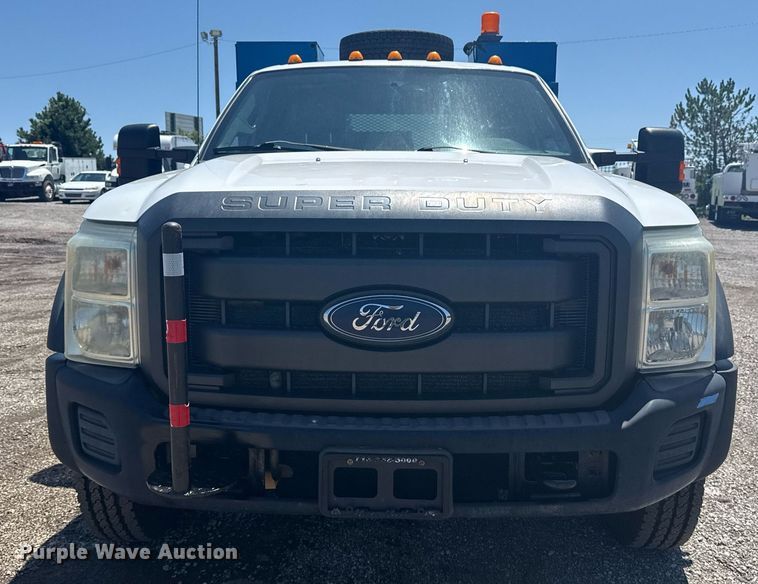 image for item EG5936 2014 Ford F450 Super Duty  Crew Cab utility / service truck