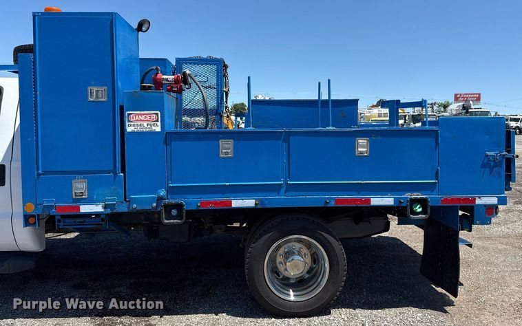 image for item EG5936 2014 Ford F450 Super Duty  Crew Cab utility / service truck