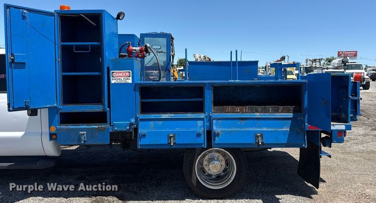 image for item EG5936 2014 Ford F450 Super Duty  Crew Cab utility / service truck