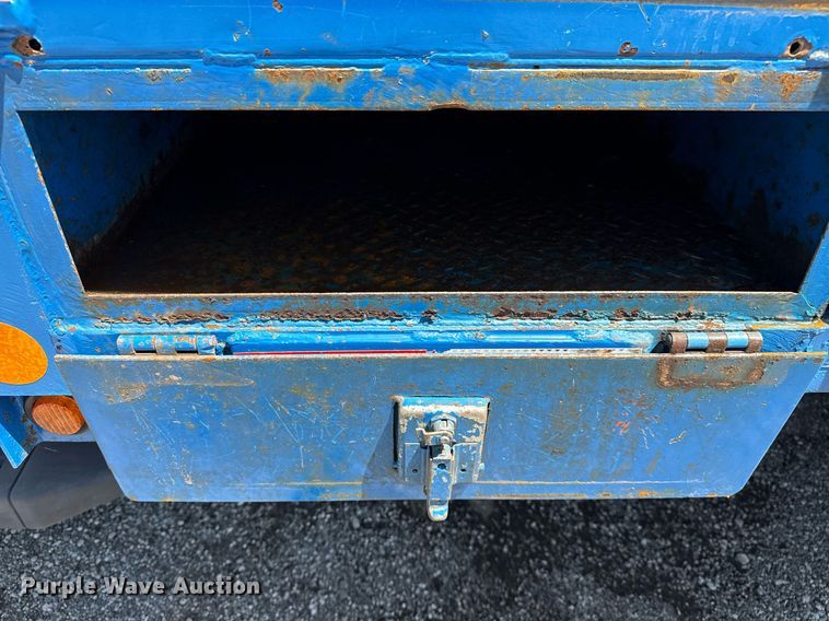 image for item EG5936 2014 Ford F450 Super Duty  Crew Cab utility / service truck