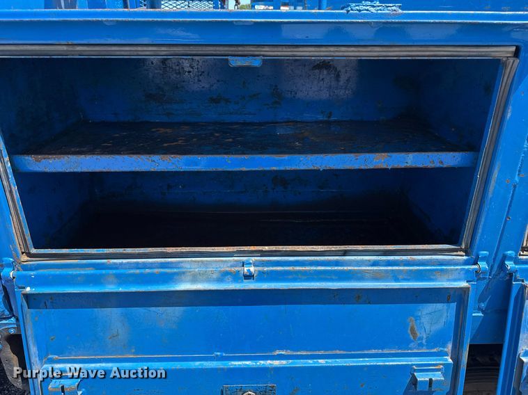 image for item EG5936 2014 Ford F450 Super Duty  Crew Cab utility / service truck