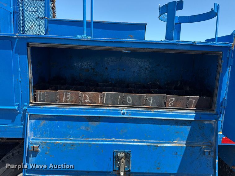 image for item EG5936 2014 Ford F450 Super Duty  Crew Cab utility / service truck