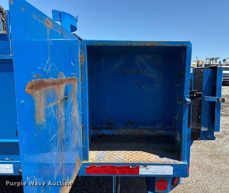 image for item EG5936 2014 Ford F450 Super Duty  Crew Cab utility / service truck