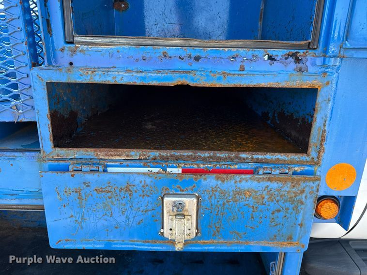 image for item EG5936 2014 Ford F450 Super Duty  Crew Cab utility / service truck