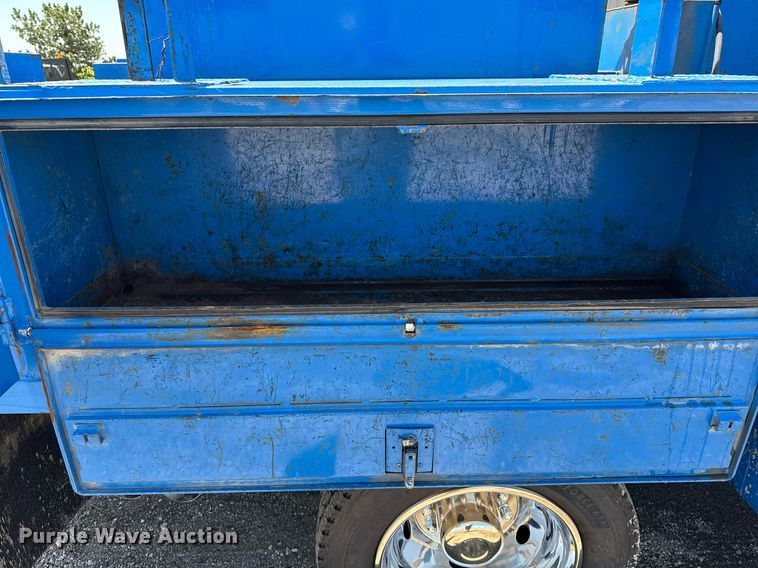 image for item EG5936 2014 Ford F450 Super Duty  Crew Cab utility / service truck