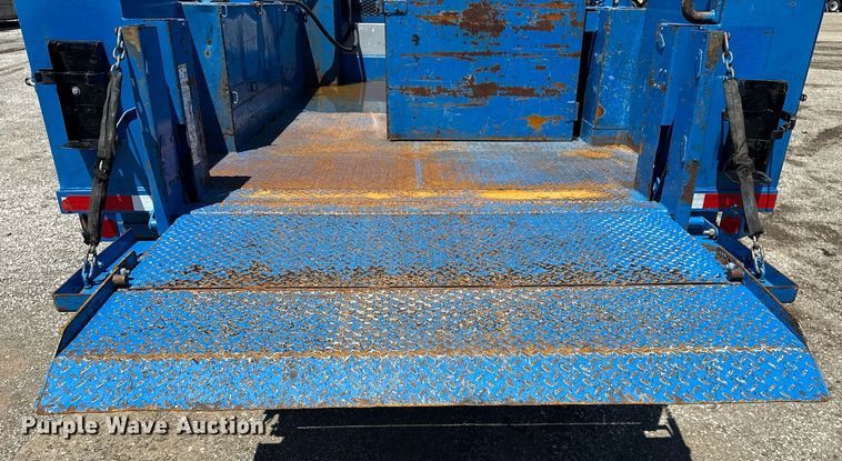 image for item EG5936 2014 Ford F450 Super Duty  Crew Cab utility / service truck