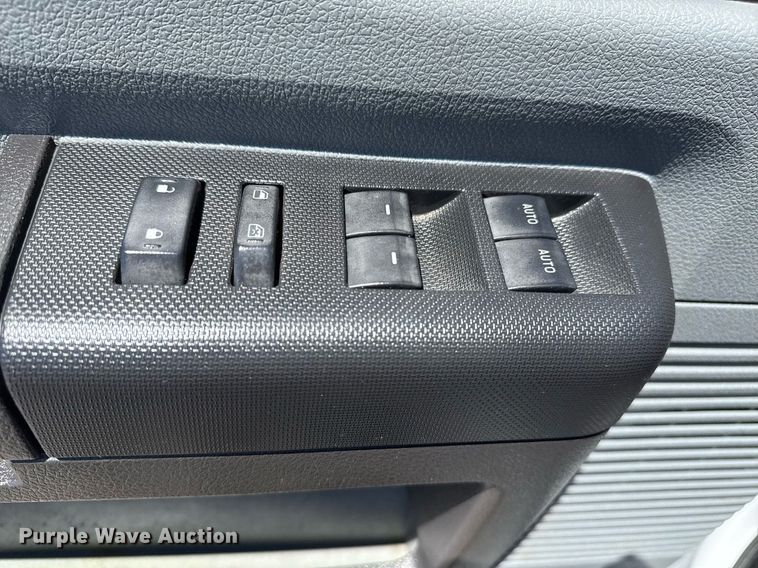 image for item EG5936 2014 Ford F450 Super Duty  Crew Cab utility / service truck