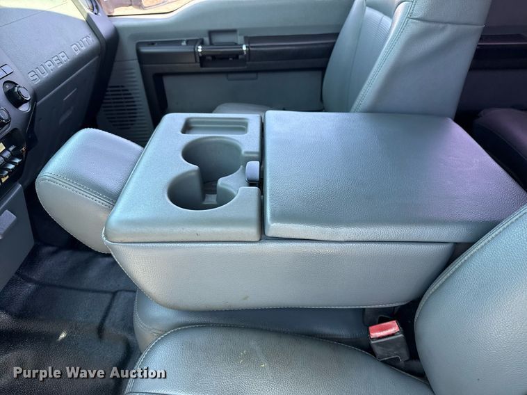 image for item EG5936 2014 Ford F450 Super Duty  Crew Cab utility / service truck