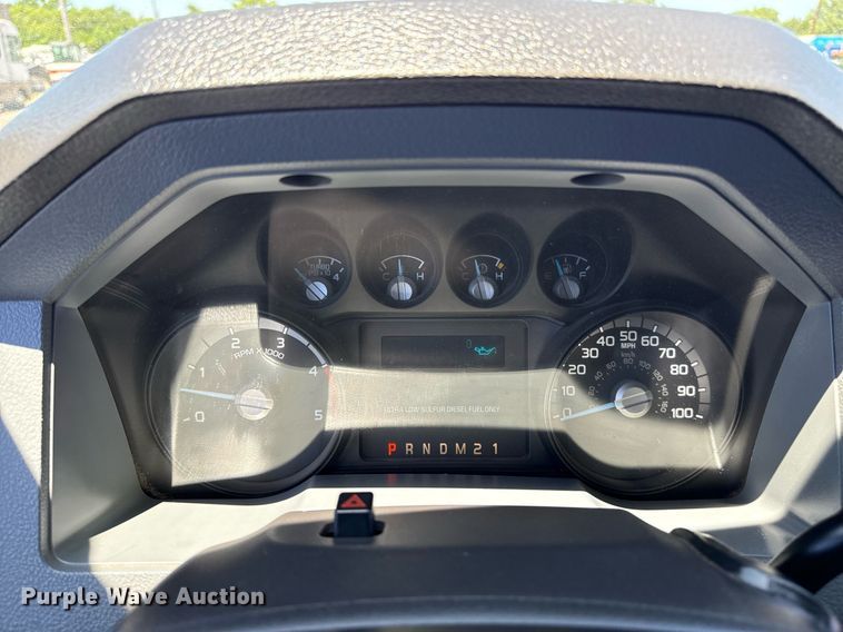 image for item EG5936 2014 Ford F450 Super Duty  Crew Cab utility / service truck