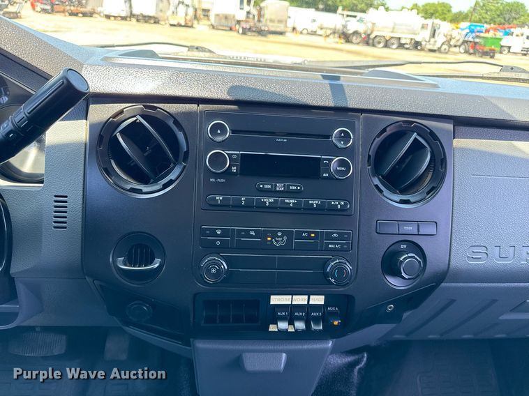 image for item EG5936 2014 Ford F450 Super Duty  Crew Cab utility / service truck