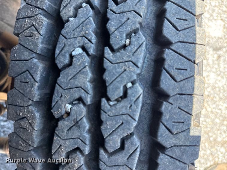 image for item EG5936 2014 Ford F450 Super Duty  Crew Cab utility / service truck