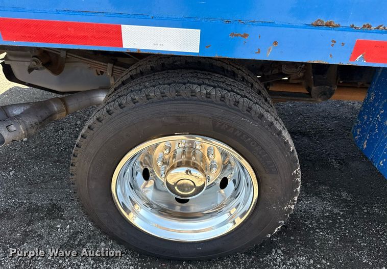 image for item EG5936 2014 Ford F450 Super Duty  Crew Cab utility / service truck