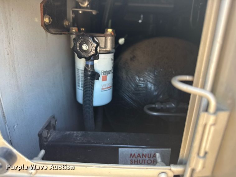 image for item EG5938 2009 Blue Bird Coachworks coach bus