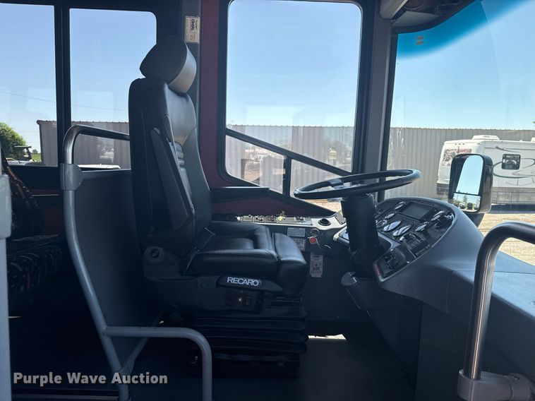 image for item EG5938 2009 Blue Bird Coachworks coach bus