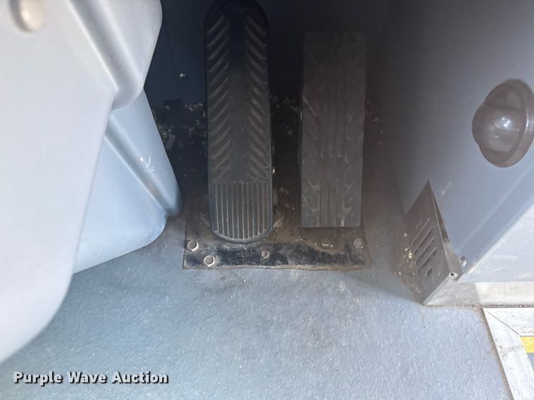 image for item EG5938 2009 Blue Bird Coachworks coach bus