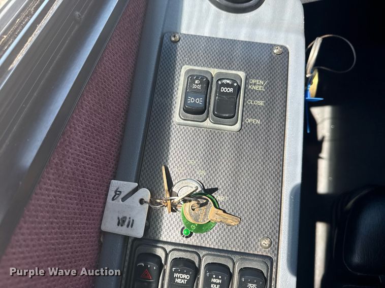 image for item EG5938 2009 Blue Bird Coachworks coach bus