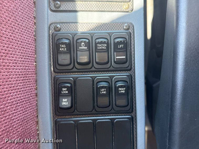 image for item EG5938 2009 Blue Bird Coachworks coach bus