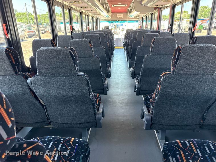 image for item EG5938 2009 Blue Bird Coachworks coach bus