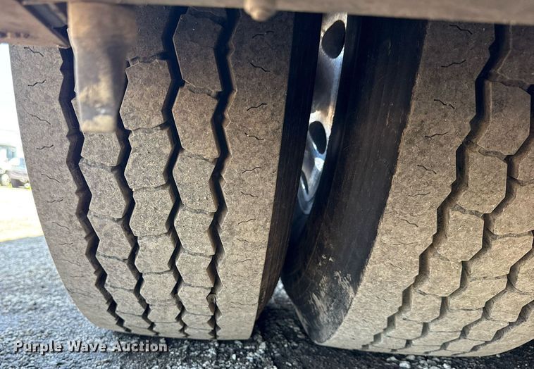 image for item EG5938 2009 Blue Bird Coachworks coach bus