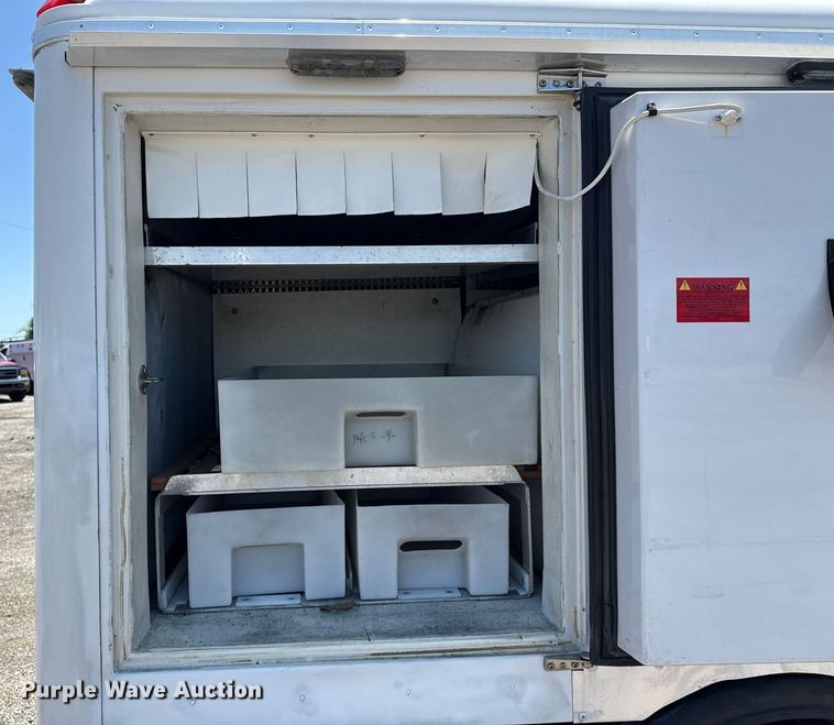 image for item EG5940 2019 Ford F550 Super Duty refrigerated truck