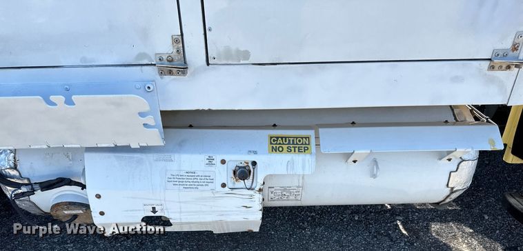 image for item EG5940 2019 Ford F550 Super Duty refrigerated truck