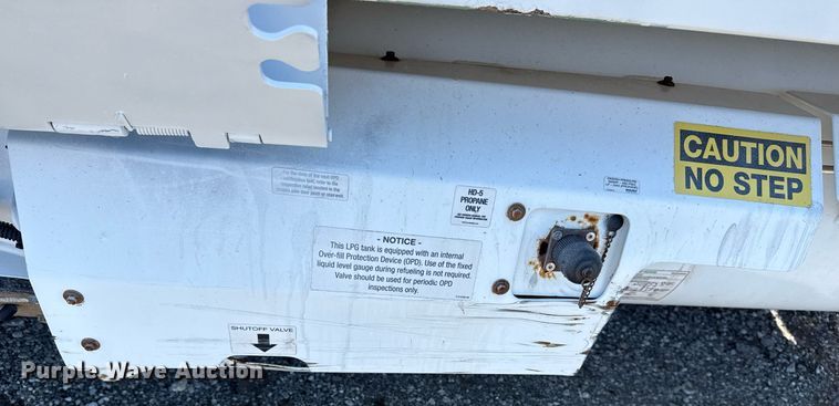 image for item EG5940 2019 Ford F550 Super Duty refrigerated truck