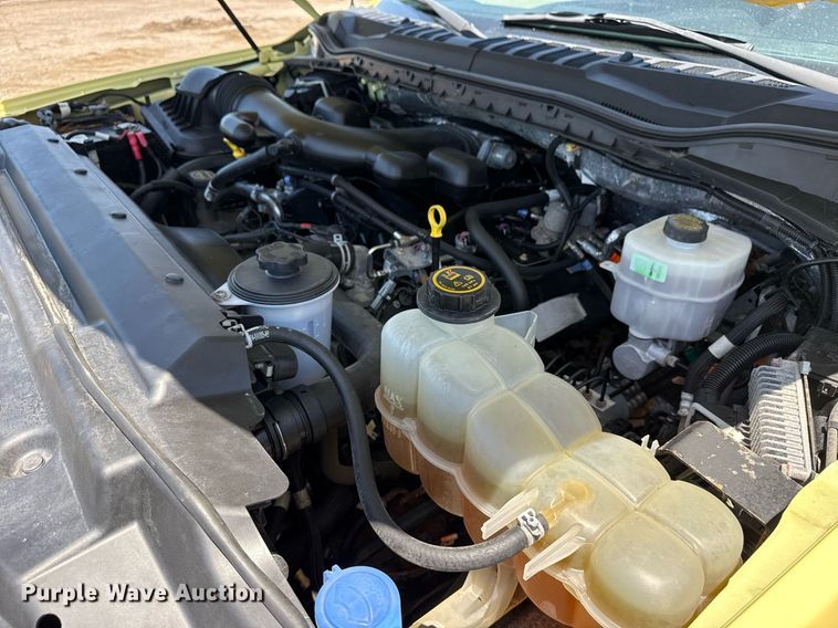 image for item EG5940 2019 Ford F550 Super Duty refrigerated truck