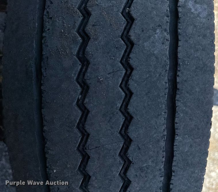 image for item EG5940 2019 Ford F550 Super Duty refrigerated truck