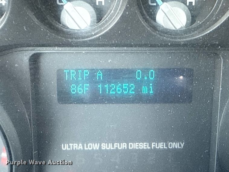 image for item EG5944 2013 Ford F550 Super Duty Crew Cab truck cab and chassis