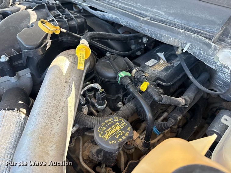 image for item EG5944 2013 Ford F550 Super Duty Crew Cab truck cab and chassis