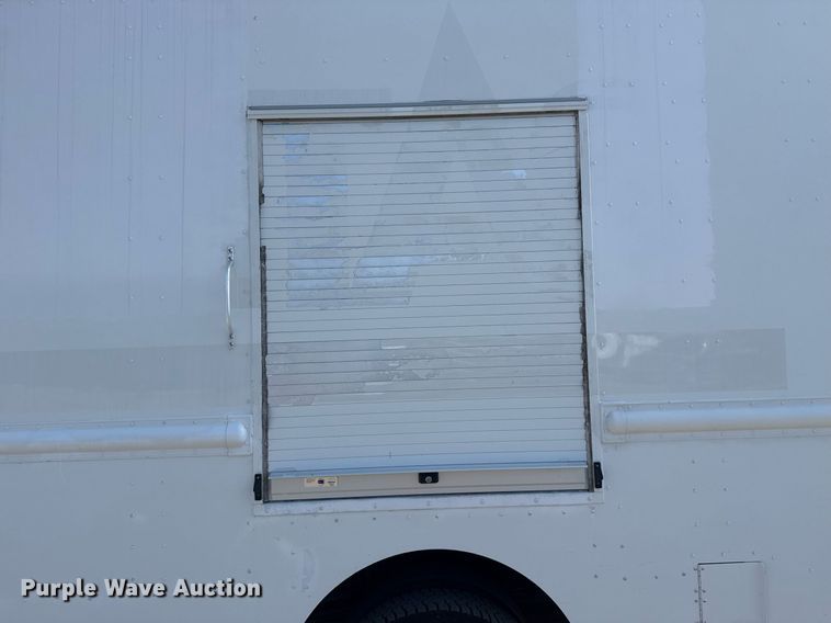 image for item EG5947 2015 Ford delivery truck