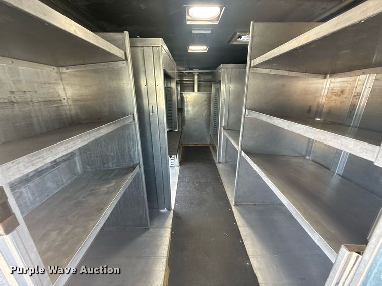 image for item EG5947 2015 Ford delivery truck