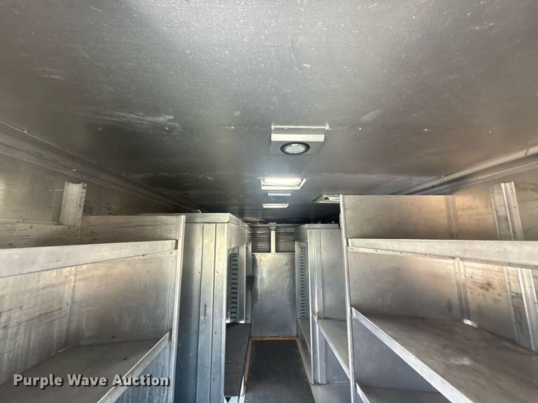 image for item EG5947 2015 Ford delivery truck