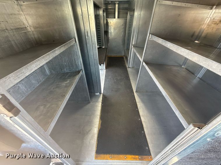 image for item EG5947 2015 Ford delivery truck