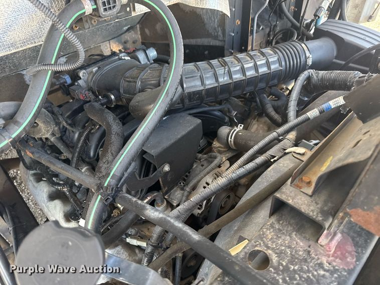 image for item EG5947 2015 Ford delivery truck