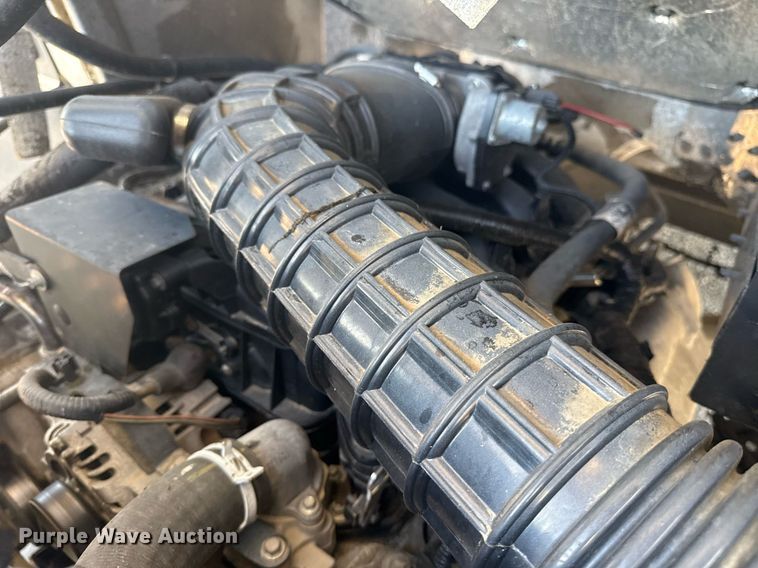 image for item EG5947 2015 Ford delivery truck