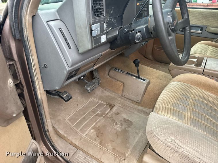 image for item EG6642 1994 Chevrolet K1500 