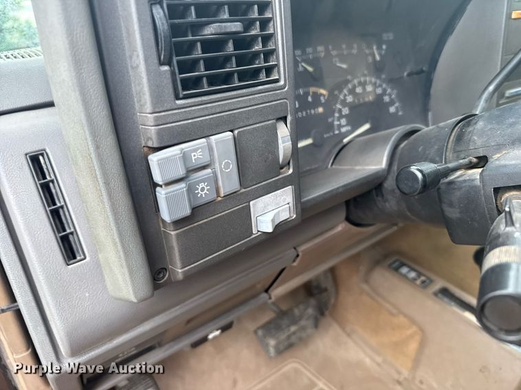 image for item EG6642 1994 Chevrolet K1500 