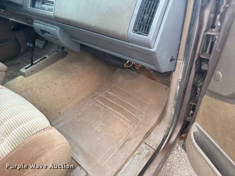 image for item EG6642 1994 Chevrolet K1500 