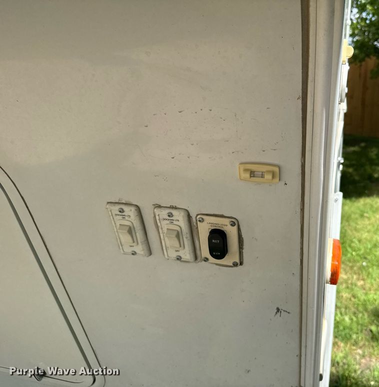 image for item EG6653 2014 Keystone  Laredo camper