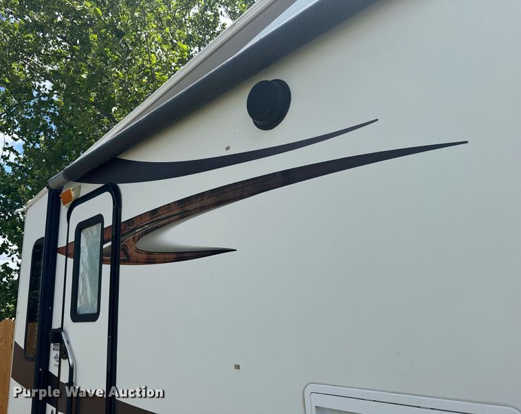 image for item EG6653 2014 Keystone  Laredo camper