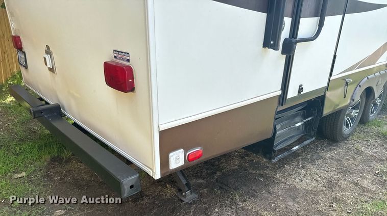 image for item EG6653 2014 Keystone  Laredo camper