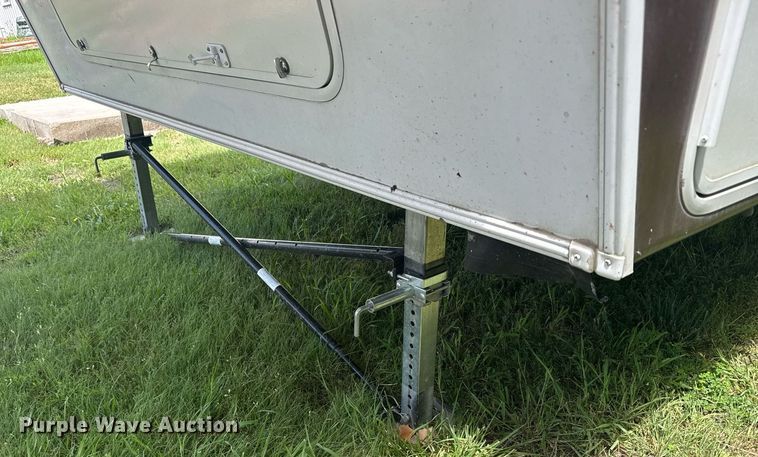 image for item EG6653 2014 Keystone  Laredo camper